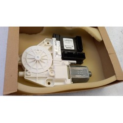 Moteur Électrique De Lève-Vitre VAG 8P4959801D  Pièce d'origine oem
