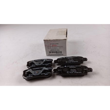Plaquettes De Freins MITSUBISHI MZ690350 Pièce d'origine oem Plaquettes De Freins MITSUBISHI MZ690350 Pièce d'origine oem