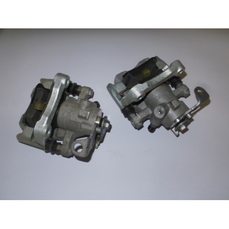 Ensemble D''Étriers De Frein PEUGEOT/CITROEN 4400T6 Pièce d'origine oem Ensemble D''Étriers De Frein PEUGEOT/CITROEN 4400T6 Pièce d'origine oem