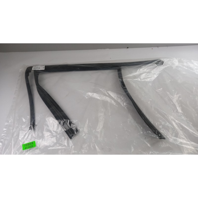 Guide Vitres BMW 51357452349 7452349 Pièce d'origine oem