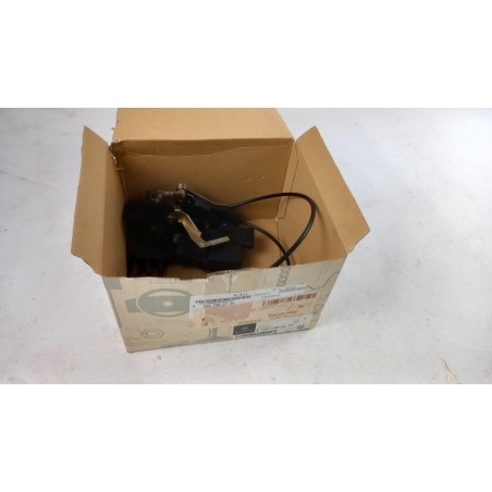 Serrure De Porte MERCEDES-BENZ A1637302735 1637302735 Pièce d'origine oem Serrure De Porte MERCEDES-BENZ A1637302735 1637302735 Pièce d'origine oem