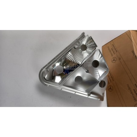 Feu Arrière MERCEDES-BENZ A2028200128 2028200128 Pièce d'origine oem Feu Arrière MERCEDES-BENZ A2028200128 2028200128 Pièce d'origine oem