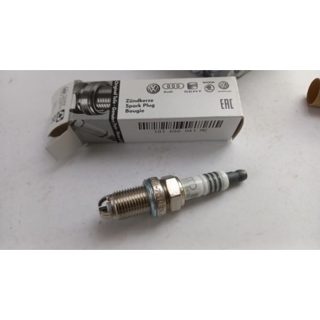 Bougie VAG 101000041AC Pièce d'origine oem Bougie VAG 101000041AC Pièce d'origine oem