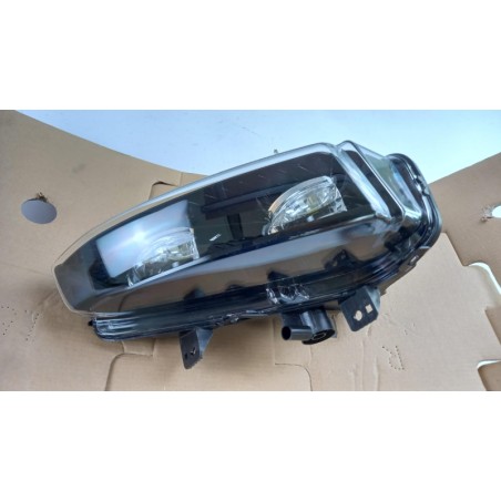 Phares Antibrouillard LAND ROVER LR043663 Pièce d'origine oem Phares Antibrouillard LAND ROVER LR043663 Pièce d'origine oem