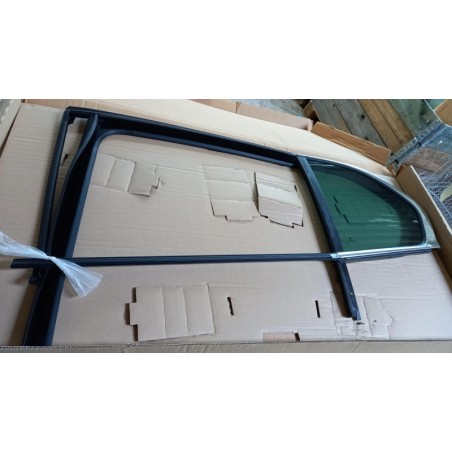 Fenêtre Latérale VAG 3T5845209AN Pièce d'origine oem Fenêtre Latérale VAG 3T5845209AN Pièce d'origine oem