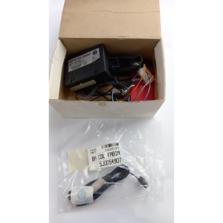 Elément De Contrôle Pour Verrouillage Centralisé VAG 5J0054907 Pièce d'origine oem Elément De Contrôle Pour Verrouillage Centralisé VAG 5J0054907 Pièce d'origine oem
