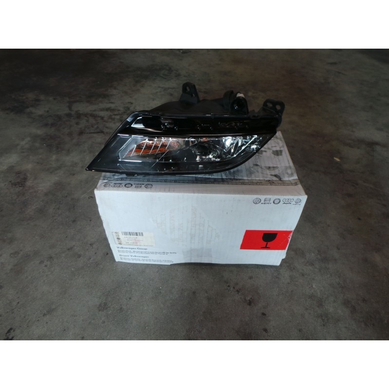 Phares Antibrouillard VAG 6J9941702A  Pièce d'origine oem