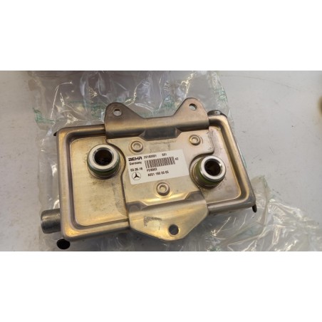 Refroidisseur D''Huile De Moteur MERCEDES-BENZ A6011800065 6011800065 Pièce d'origine oem Refroidisseur D''Huile De Moteur MERCEDES-BENZ A6011800065 6011800065 Pièce d'origine oem