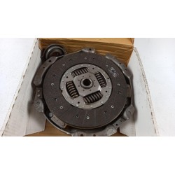 Kit D''Embrayage NISSAN 300012X925  Pièce d'origine oem