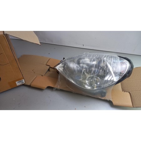 Phare PEUGEOT/CITROEN 6208J8  Pièce d'origine oem