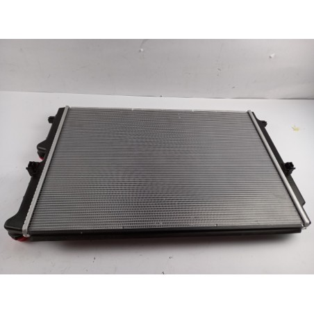 Radiateur De Refroidissement Du Moteur VAG 2Q0121253M Pièce d'origine oem Radiateur De Refroidissement Du Moteur VAG 2Q0121253M Pièce d'origine oem