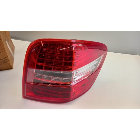 Lumière De Queue MERCEDES-BENZ A1648202864 1648202864 Pièce d'origine oem Lumière De Queue MERCEDES-BENZ A1648202864 1648202864 Pièce d'origine oem