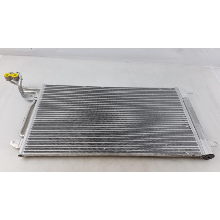 Condenseur De Climatisation VAG 6R0820411Q Pièce d'origine oem Condenseur De Climatisation VAG 6R0820411Q Pièce d'origine oem
