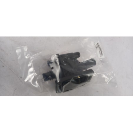 Boîtier De Thermostat FORD 1633908 2S6Q8A586AD Pièce d'origine oem Boîtier De Thermostat FORD 1633908 2S6Q8A586AD Pièce d'origine oem