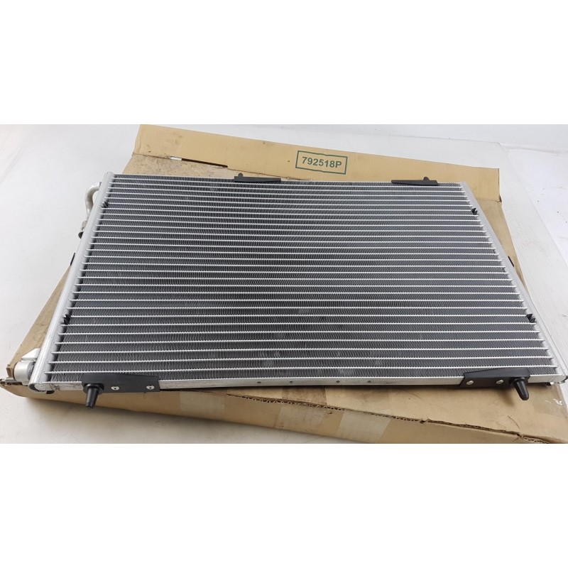 Condenseur De Climatisation PEUGEOT/CITROEN 6455CJ  Pièce d'origine oem