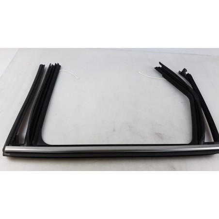 Guide Vitres PEUGEOT/CITROEN 98005016TV  Pièce d'origine oem