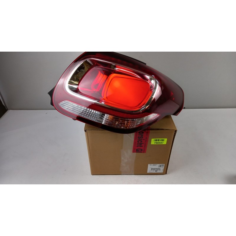 Feu Arrière PEUGEOT/CITROEN 9808418480  Pièce d'origine oem