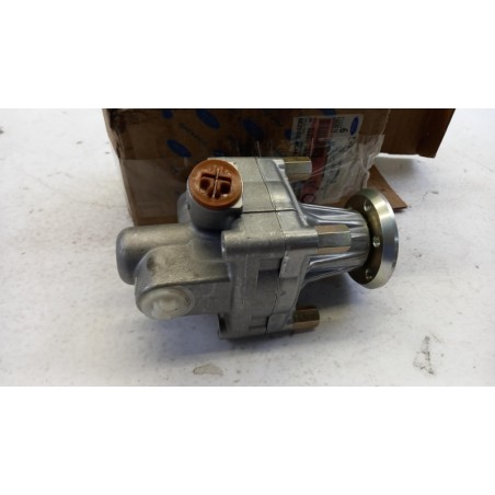 Pompe De Direction FORD 1668515 V92VB3A674AC Pièce d'origine oem Pompe De Direction FORD 1668515 V92VB3A674AC Pièce d'origine oem
