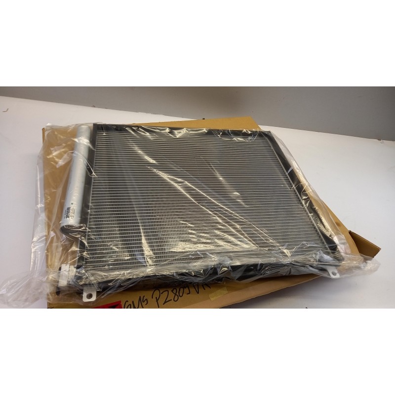 Condenseur De Climatisation SUZUKI 9531081P00000 9531081P00 Pièce d'origine oem