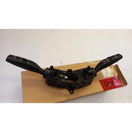 Pièces D''Auto HYUNDAI/KIA 93404D9962 Pièce d'origine oem Pièces D''Auto HYUNDAI/KIA 93404D9962 Pièce d'origine oem