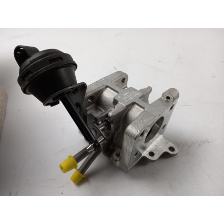 Vanne EGR VAG 070131063A Pièce d'origine oem Vanne EGR VAG 070131063A Pièce d'origine oem