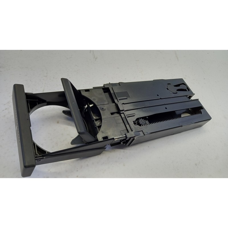 Porte-Gobelet VAG 7M3858601A62J  Pièce d'origine oem