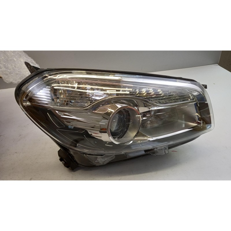 Phare NISSAN 26010BR01B  Pièce d'origine oem