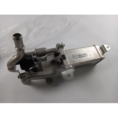 Radiateur De Recirculation Des Gaz D''Échappement RENAULT 147355889R  Pièce d'origine oem