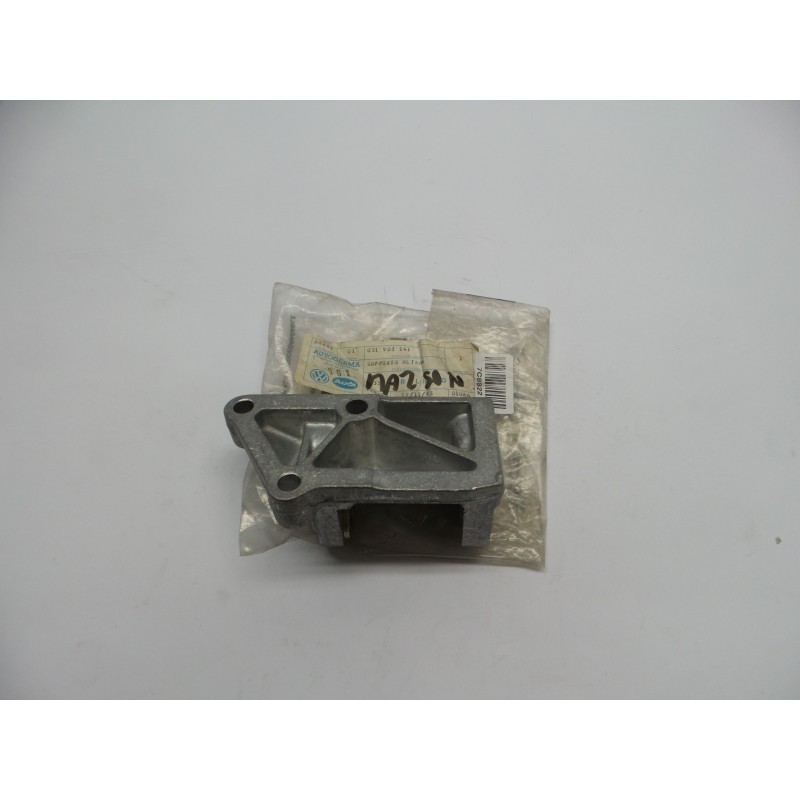 Support D''Alternateur VAG 031903141  Pièce d'origine oem