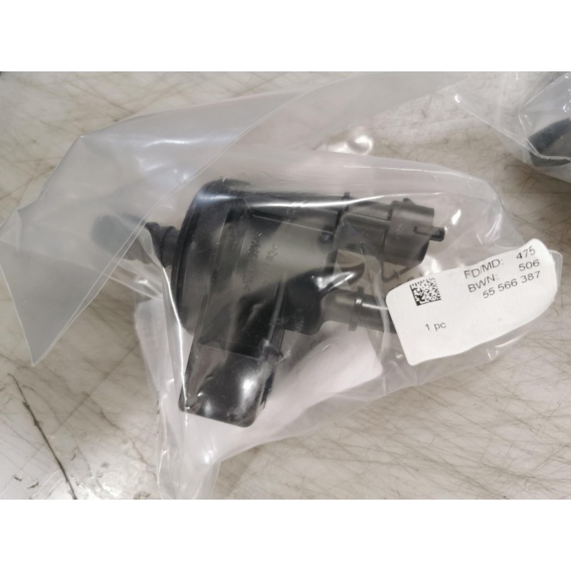 Reniflard De Réservoir De Carburant OPEL 55566387 807010 Pièce d'origine oem