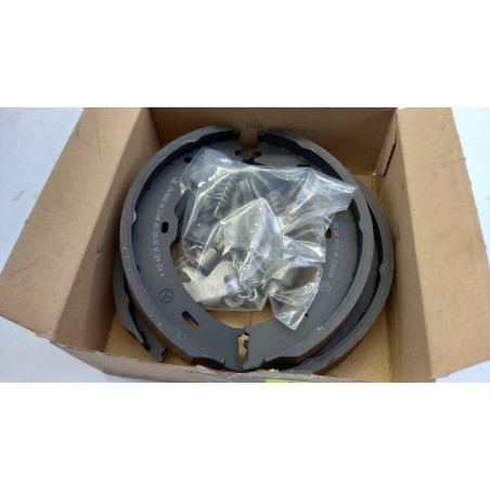 Mâchoires De Frein Pour Frein De Stationnement VAG 2E0698525 Pièce d'origine oem Mâchoires De Frein Pour Frein De Stationnement VAG 2E0698525 Pièce d'origine oem