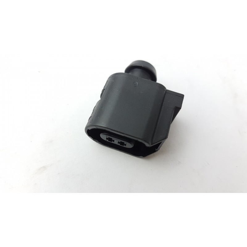Boîtier De Prise VAG 8T0973702  Pièce d'origine oem