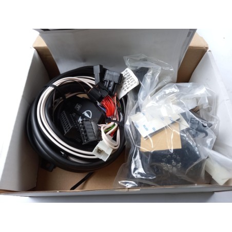 Kit Électrique De Crochet D''Attelage HYUNDAI/KIA J9621ADE00CP  Pièce d'origine oem