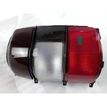 Feu Arrière MITSUBISHI MB683991  Pièce d'origine oem