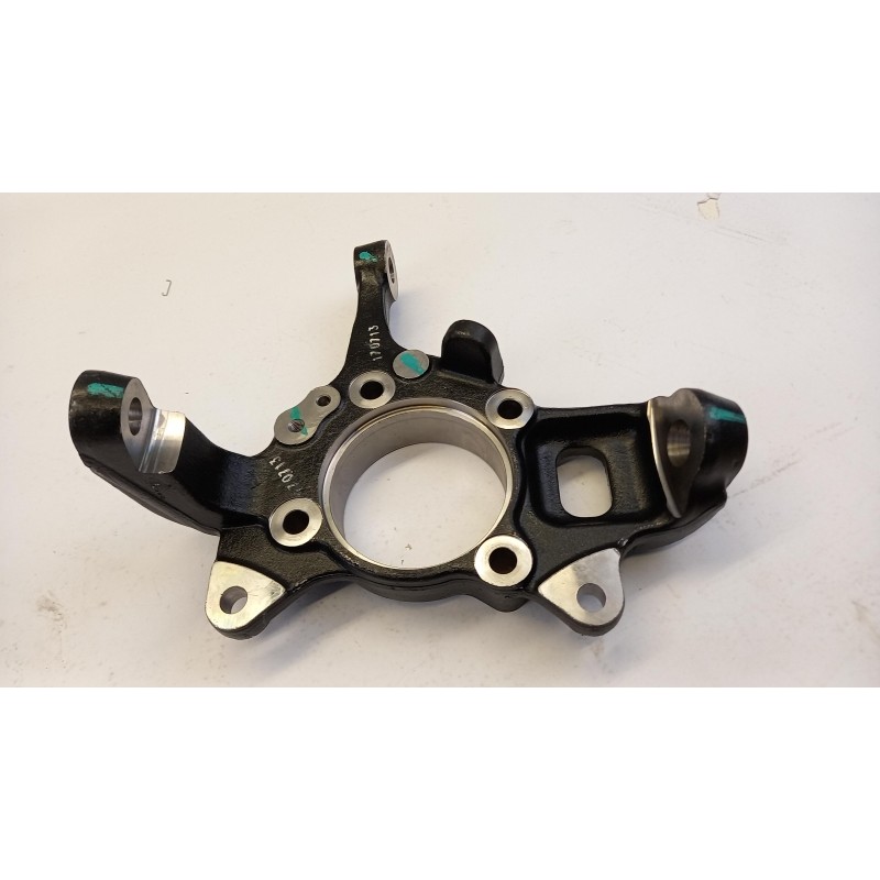 Fusée D''Essieu MITSUBISHI MR992367  Pièce d'origine oem