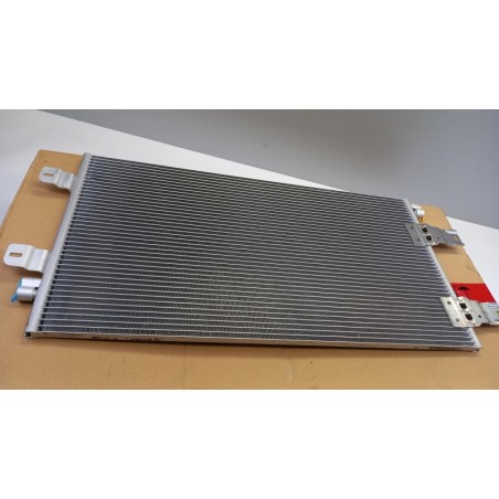 Condenseur De Climatisation RENAULT 7701066110 Pièce d'origine oem Condenseur De Climatisation RENAULT 7701066110 Pièce d'origine oem