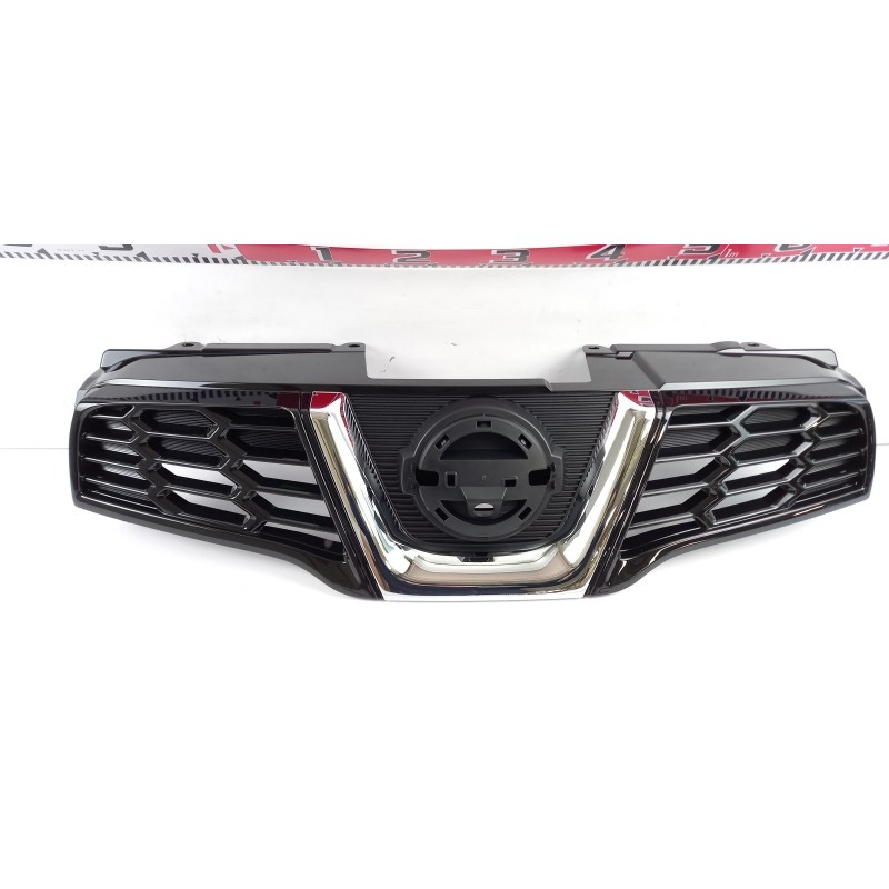 Grille De Radiateur NISSAN 62310BR10A  Pièce d'origine oem