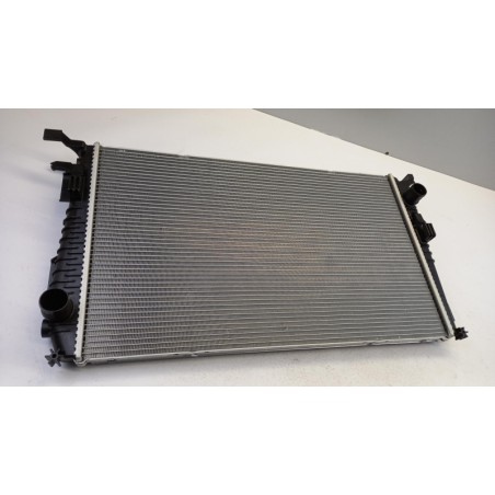 Radiateur De Refroidissement Du Moteur RENAULT 8200880550  Pièce d'origine oem