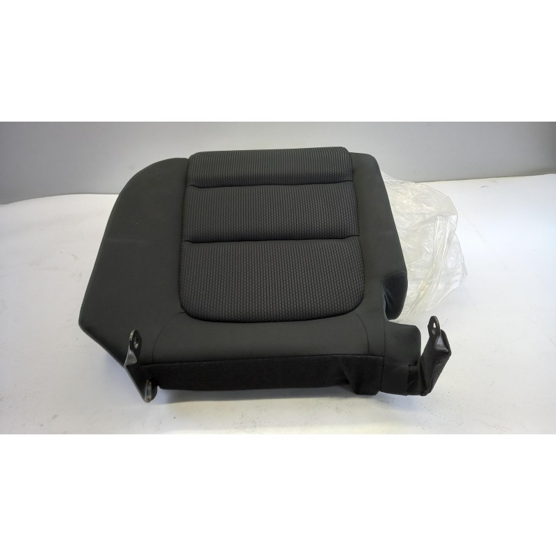 Siège MAZDA KA0H8826002  Pièce d'origine oem