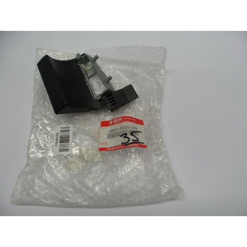 Poignée De Hayon SUZUKI 8285065D005PK  Pièce d'origine oem