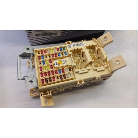Boîte À Fusibles HYUNDAI/KIA 91952B9360 Pièce d'origine oem Boîte À Fusibles HYUNDAI/KIA 91952B9360 Pièce d'origine oem
