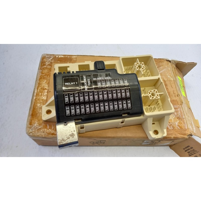 Boîte À Fusibles JAGUAR XR88432  Pièce d'origine oem