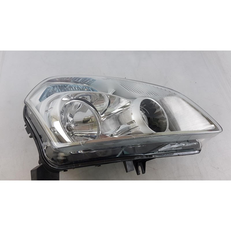 Phare NISSAN 26010JD90B  Pièce d'origine oem