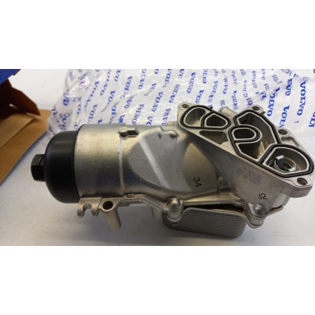 Refroidisseur D''Huile De Moteur VOLVO 31321630 Pièce d'origine oem Refroidisseur D''Huile De Moteur VOLVO 31321630 Pièce d'origine oem