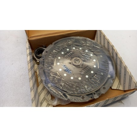 Kit D''Embrayage FIAT GROUP 71786144 Pièce d'origine oem Kit D''Embrayage FIAT GROUP 71786144 Pièce d'origine oem
