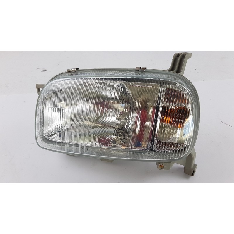 Phare NISSAN B60605F206  Pièce d'origine oem