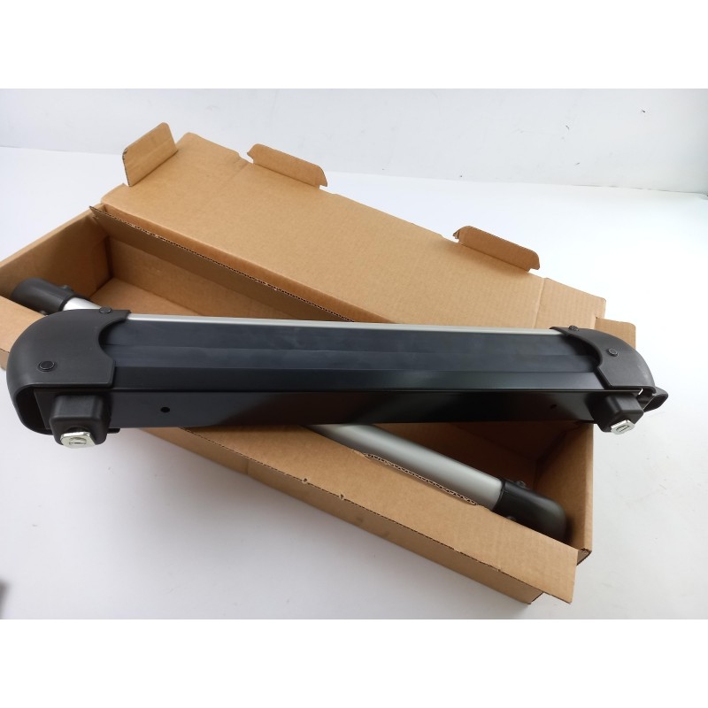 Porte-Skis TOYOTA PZ4030063000  Pièce d'origine oem