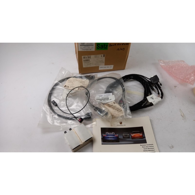 Kit De Connexion Multimédia PORSCHE 00004490170  Pièce d'origine oem