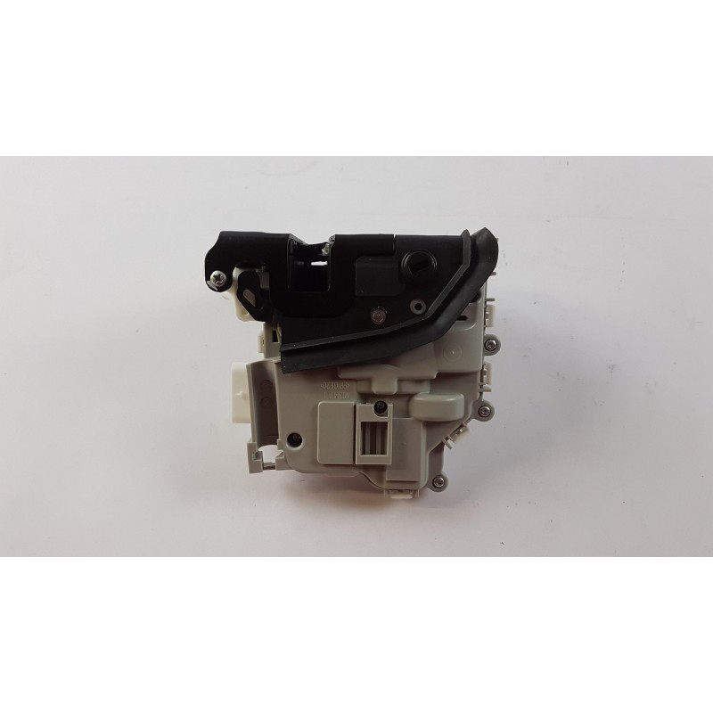Serrure De Porte VAG 8X0839015E  Pièce d'origine oem