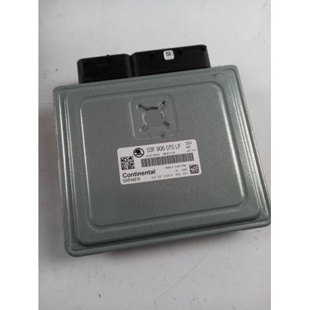 Unité De Contrôle Du Moteur VAG 03F906070LF  Pièce d'origine oem
